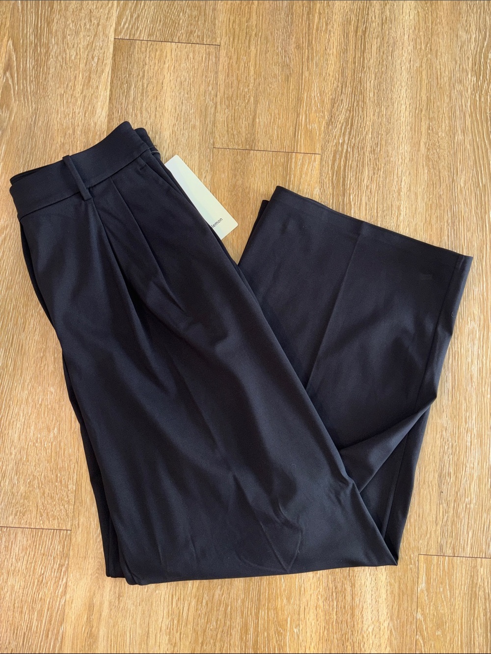 Lululemon High Rise Trouser - Picture 2 of 3